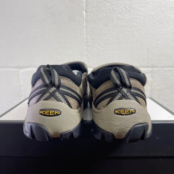 Keen Targhee 2 Soho 1025861 Brown Leather Hiking Shoes Slip On Men's Size 11 US